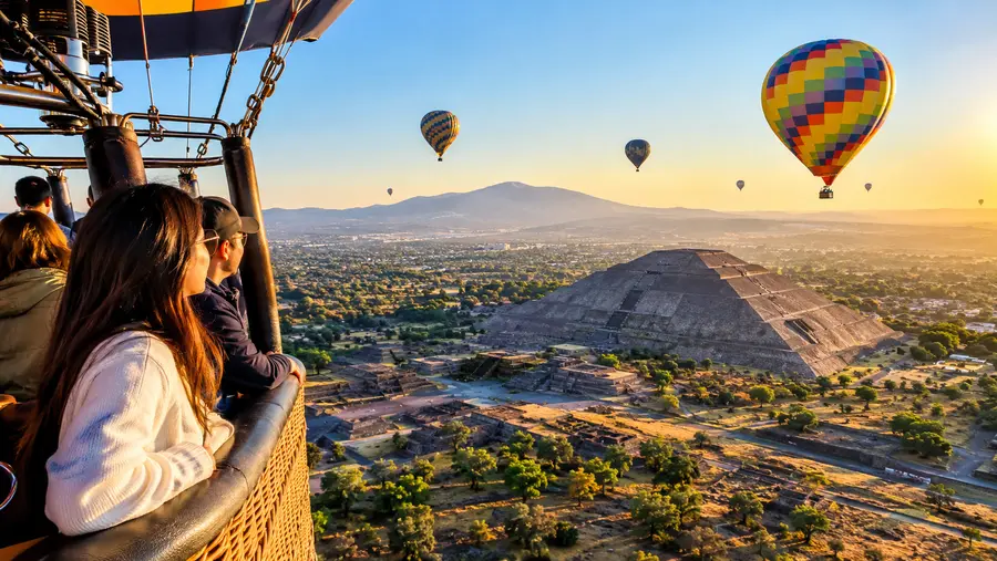 Hot Air Balloon Rides in Mexico: Top Destinations and Flights