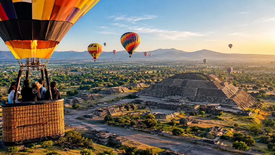 Mexico City to Teotihuacan Hot Air Balloon Day Tour Itinerary